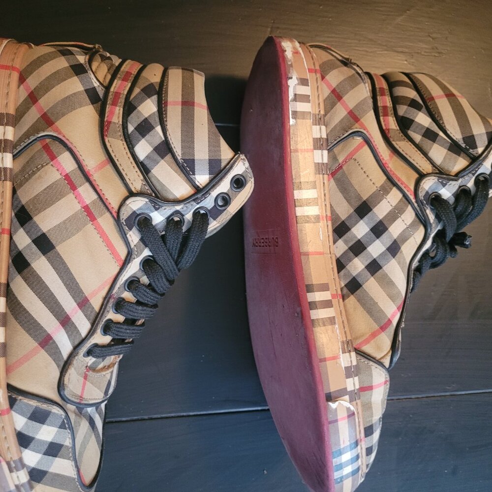 Burberry Hightops - Picture 2 of 3